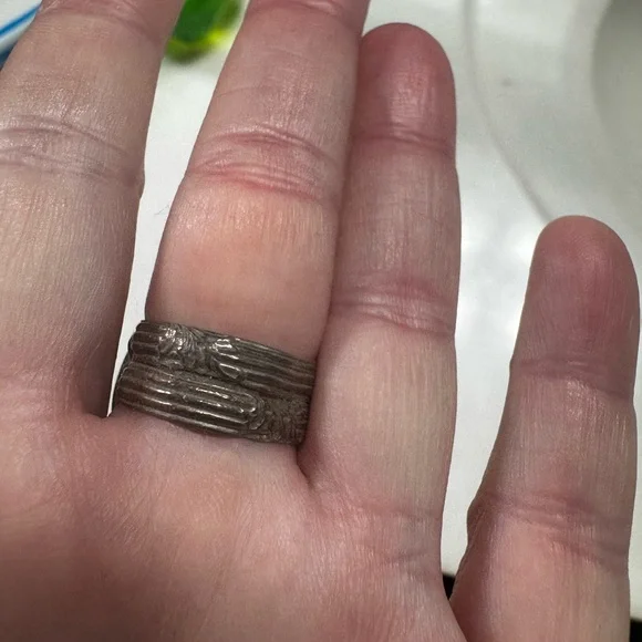 Unique Teardrop Sterling Silver Ring with Amazing Opal Stone - Picture 8 of 9